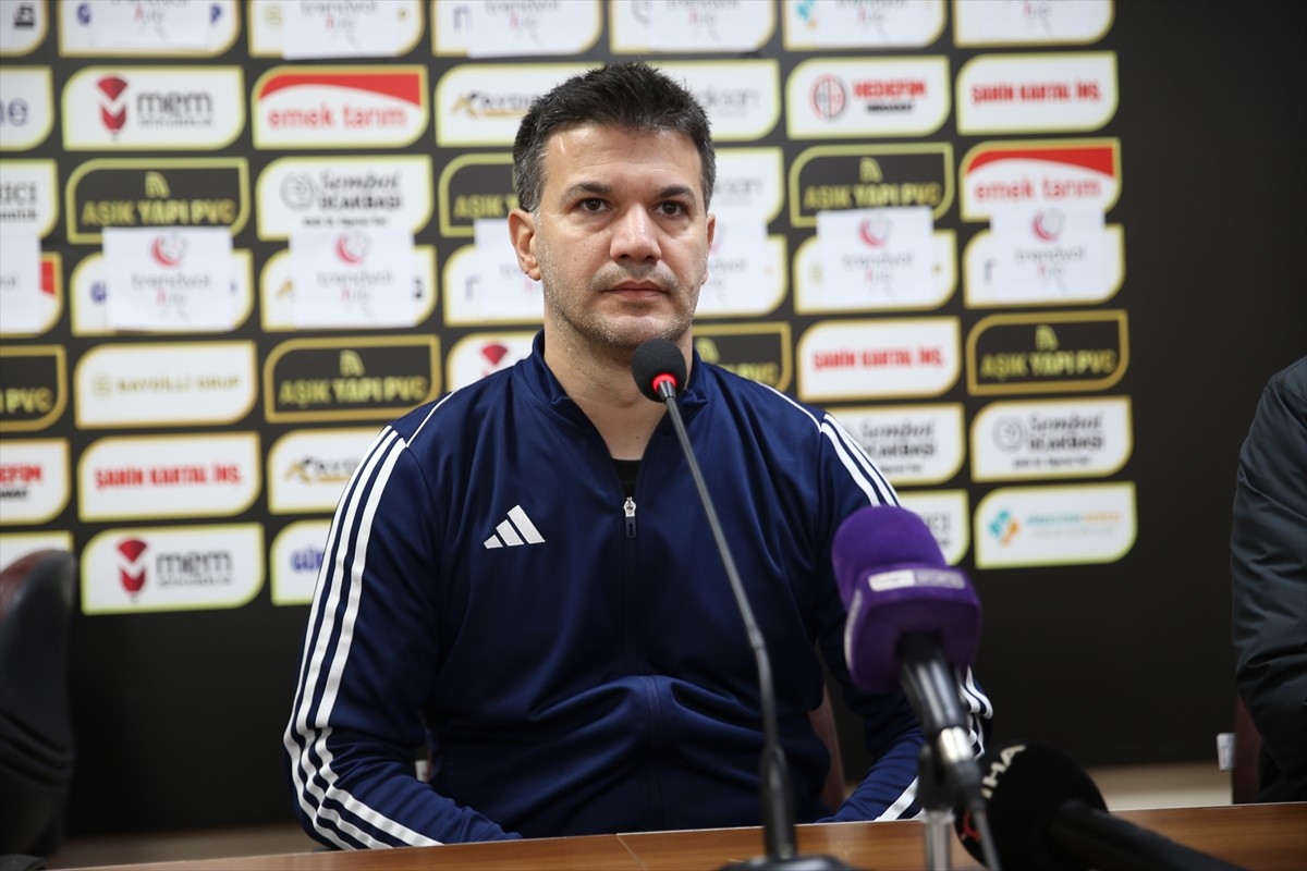 Trendyol 1. Lig'in 16. haftasında Şanlıurfaspor, Siltaş Yapı Pendikspor'u 2-1 mağlup etti. Maçın...