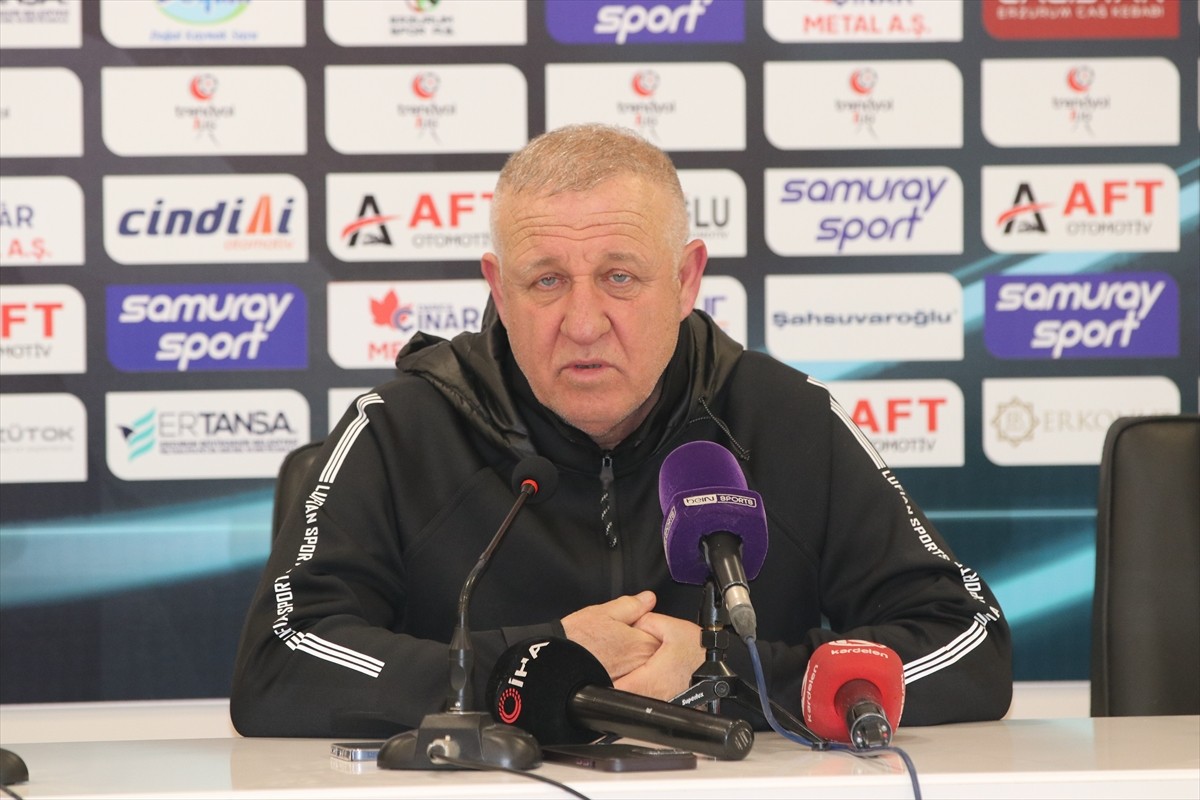 Trendyol 1. Lig'in 17. haftasında Erzurumspor FK, konuk ettiği Sakaryaspor ile 0 - 0 berabere...