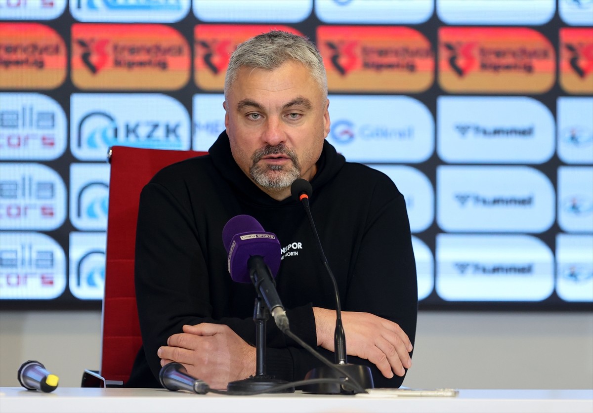 Trendyol Süper Lig'in 17. haftasında deplasmanda Net Global Sivasspor ile golsüz berabere kalan...