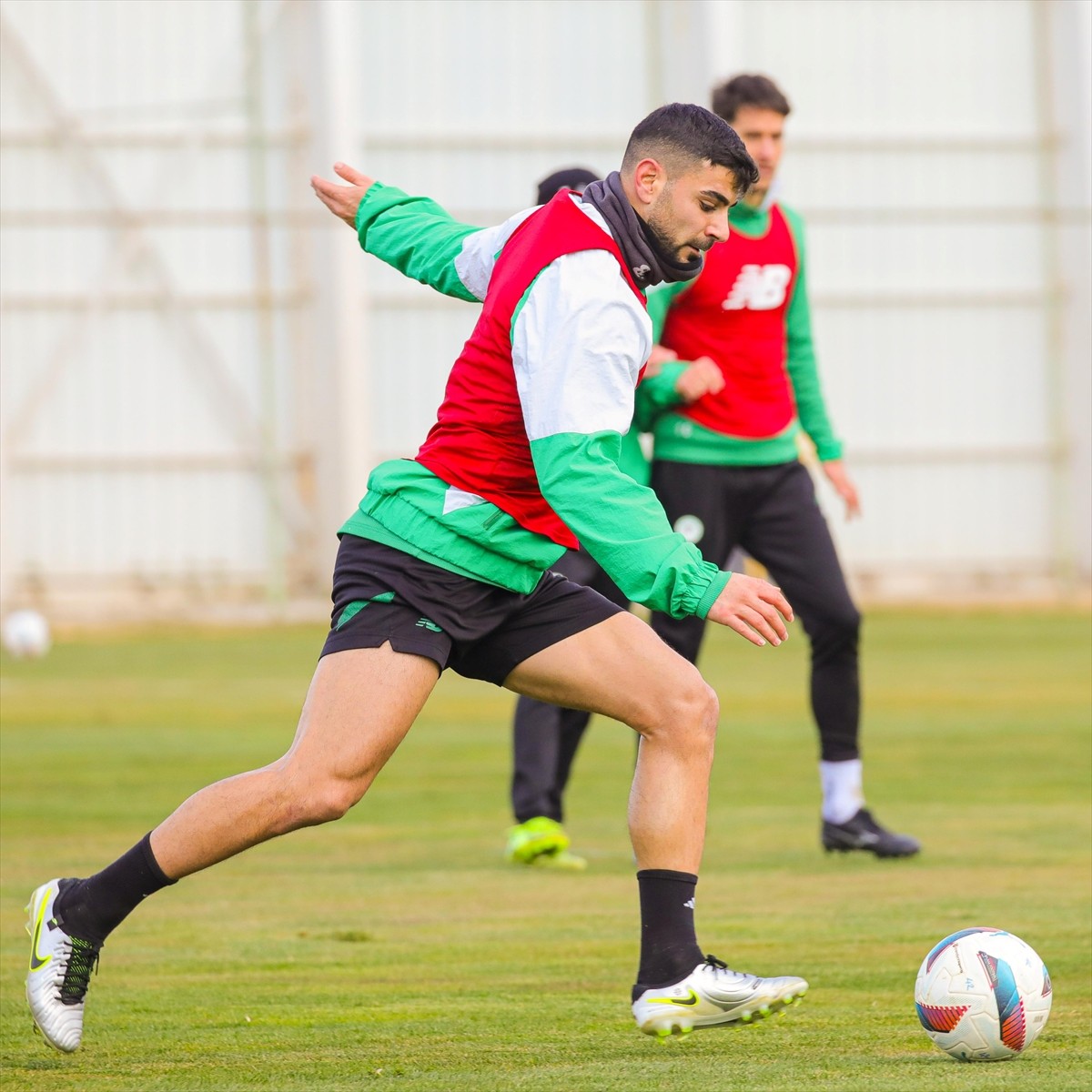 TÜMOSAN Konyaspor, Trendyol Süper Lig'in 18. haftasında deplasmanda Corendon Alanyaspor ile...