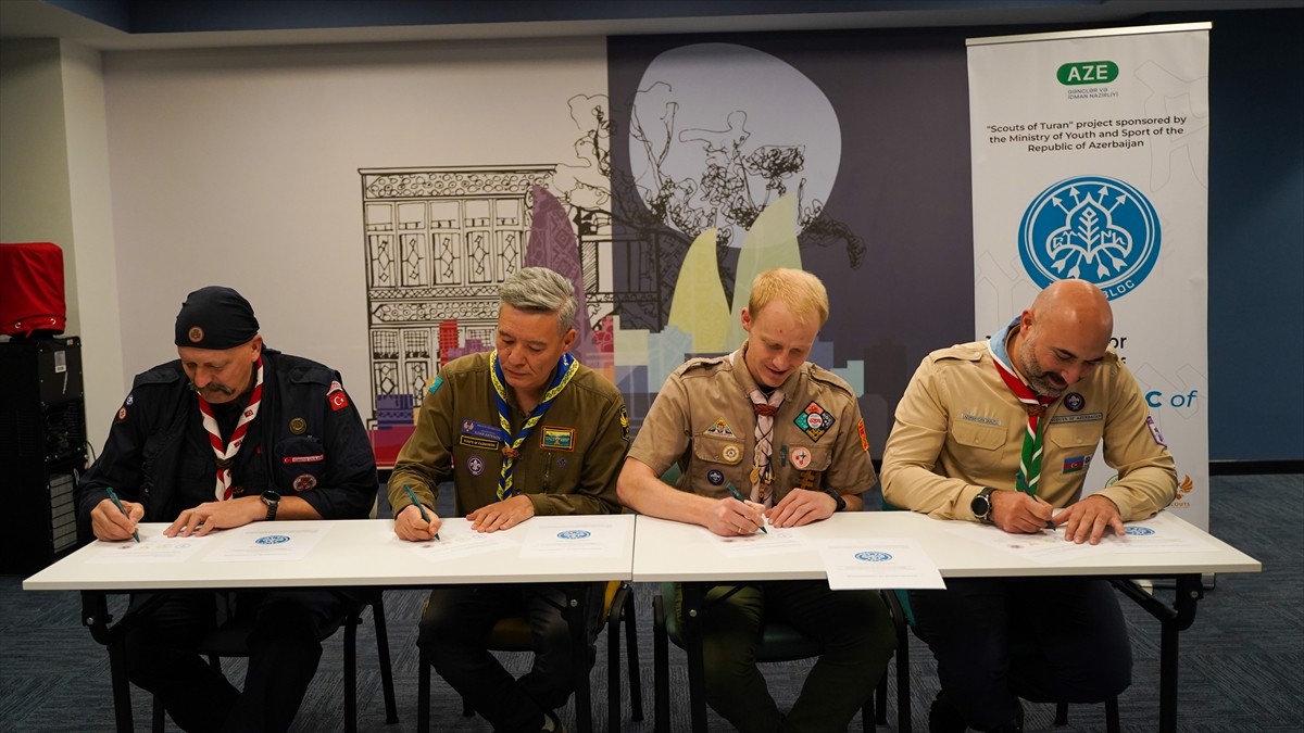Türk Devletleri İzcilik Teşkilatı'nın kurulmasına ilişkin anlaşma, Azerbaycan'ın başkenti Bakü'de...
