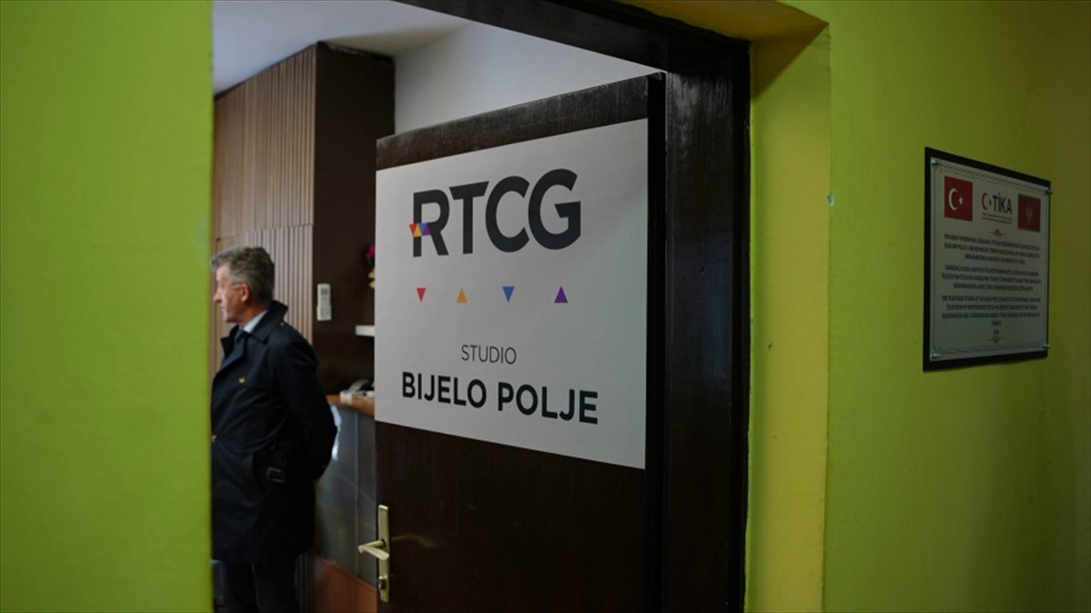 Türk İşbirliği ve Koordinasyon Ajansı Başkanlığı (TİKA), Karadağ Radyo ve Televizyonu (RTCG) için...