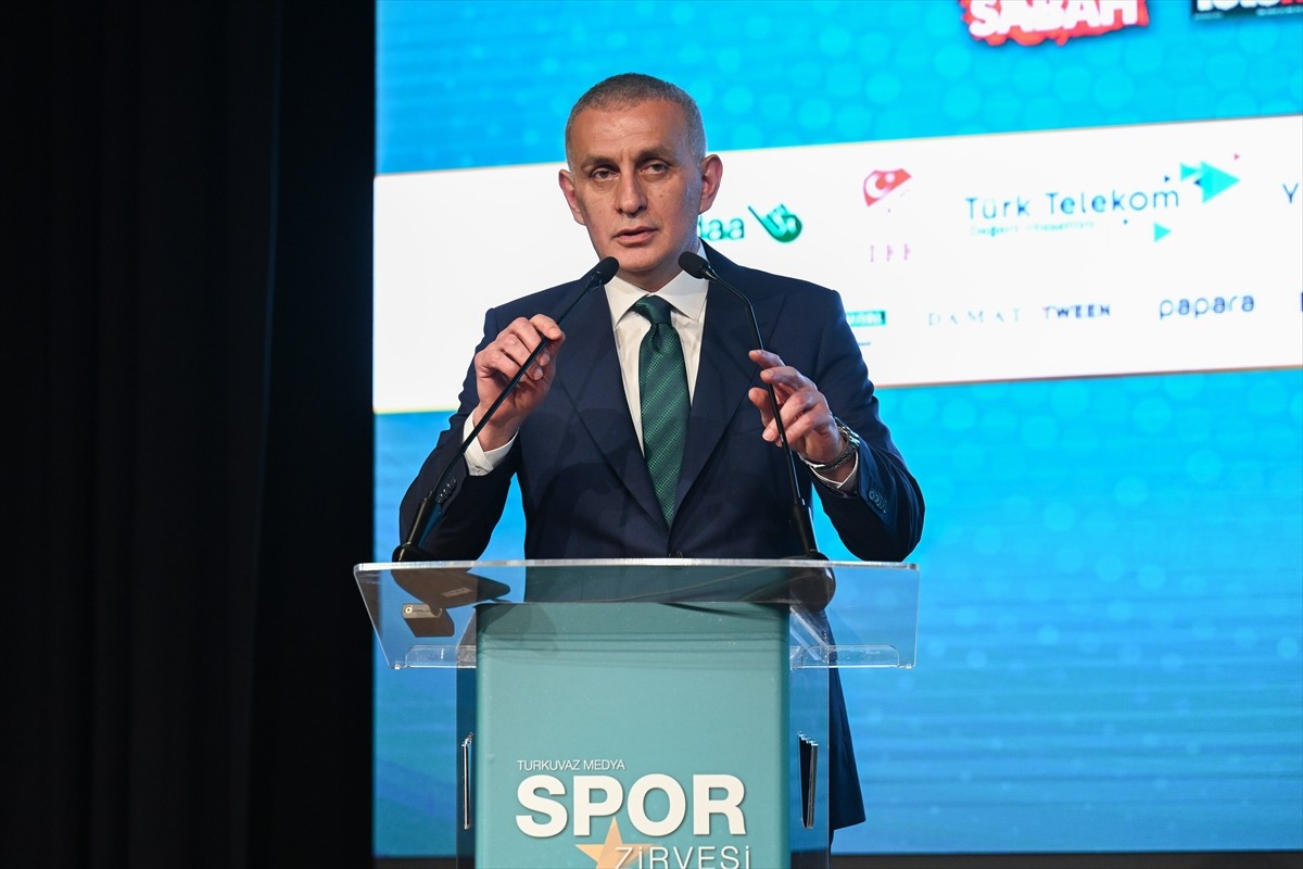 Türkiye Futbol Federasyonu (TFF) Başkanı İbrahim Hacıosmanoğlu, Turkuvaz Medya Merkezi'nde...