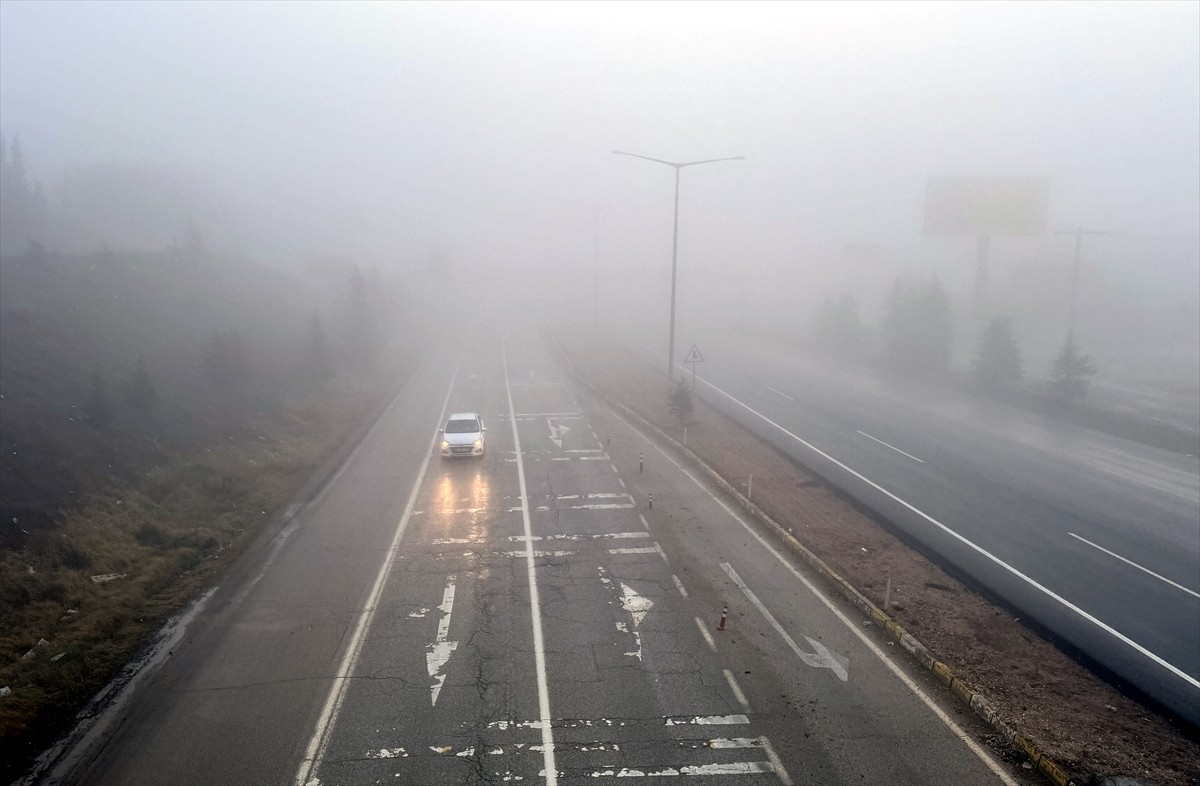 Ulaşımda 43 ilin geçiş noktasında yer alan ve "kilit kavşak" olarak adlandırılan Kırıkkale'de...
