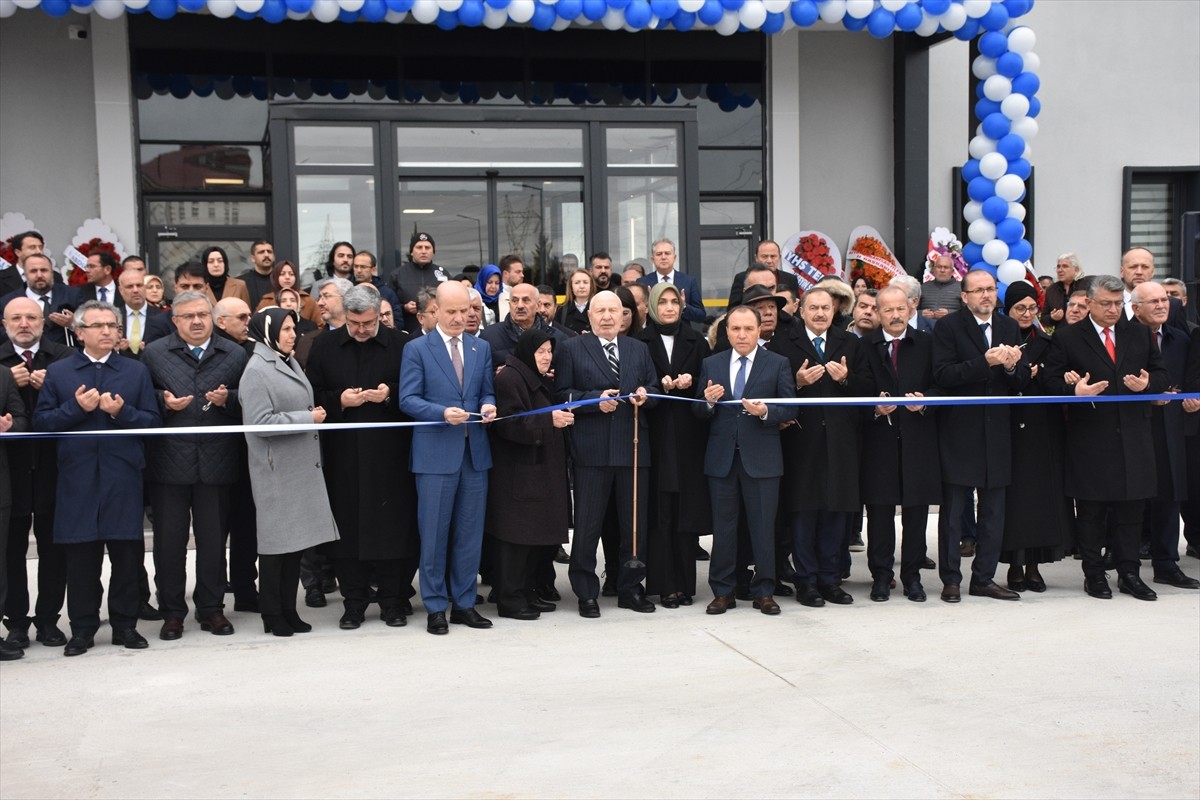Yükseköğretim Kurulu (YÖK) Başkanı Prof. Dr. Erol Özvar, Afyon Kocatepe Üniversitesi (AKÜ) Ahmet...