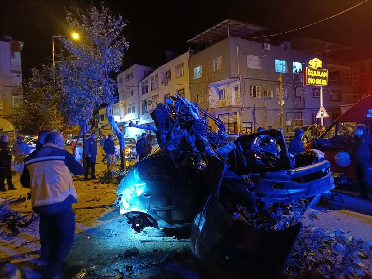 Adana'nın Kozan ilçesindeki trafik kazasında 2 kişi yaralandı.