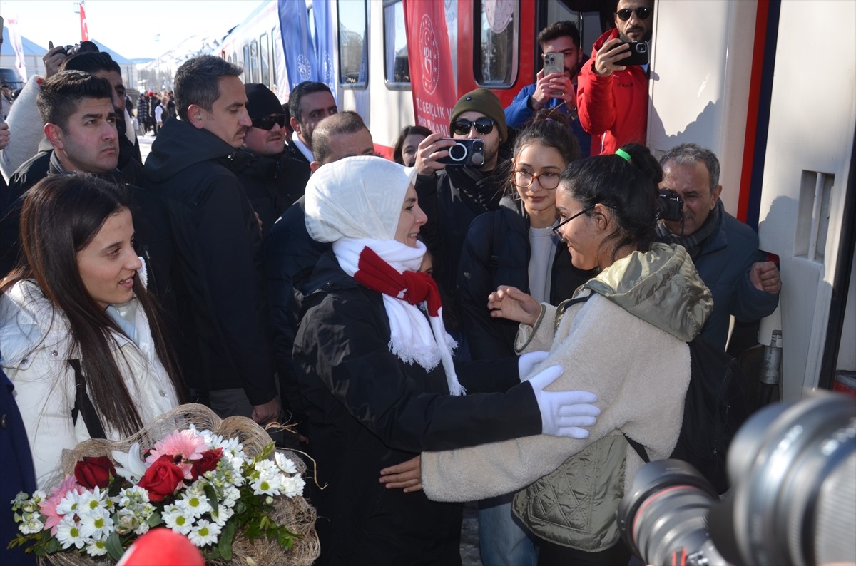 Aile ve Sosyal Hizmetler Bakanı Mahinur Özdemir Göktaş, Sarıkamış Şehitleri'ni anma etkinlikleri...