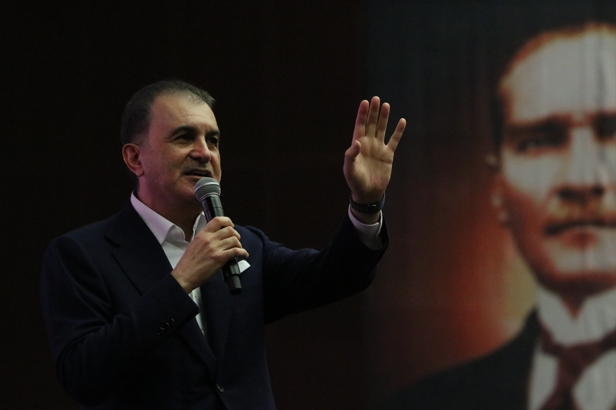 AK Parti Genel Başkan Yardımcısı ve Parti Sözcüsü Ömer Çelik, Çukurova Üniversitesi Kongre...