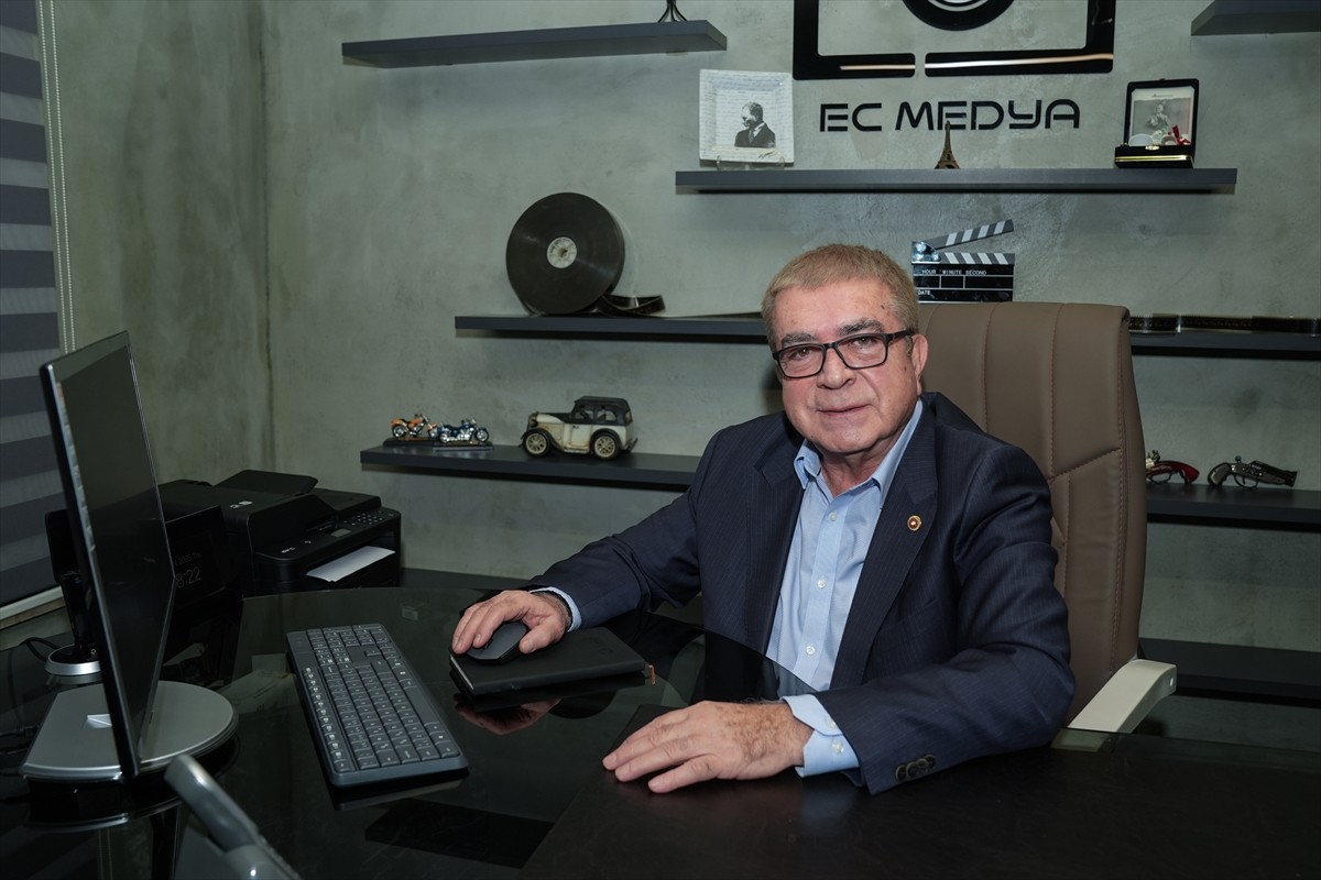 Anadolu Ajansı'nın eski Genel Müdürü Mehmet Akarca, Anadolu Ajansı'nın (AA) gözünden 2024'e damga...