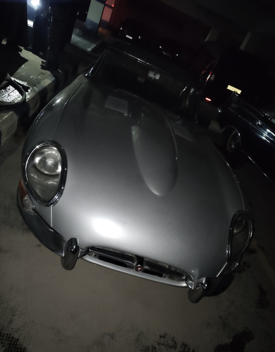 Anadolu Ajansı (AA) ekibi, Suriye'nin devrik lideri Beşşar Esed, kardeşi Mahir Esed ve aile...