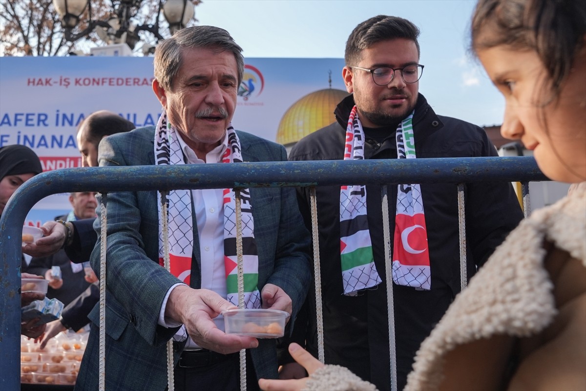 Ankara'da, Hak İşçi Sendikaları Konfederasyonu (HAK-İŞ) Filistin ve Kudüs Sendikal Dayanışma...