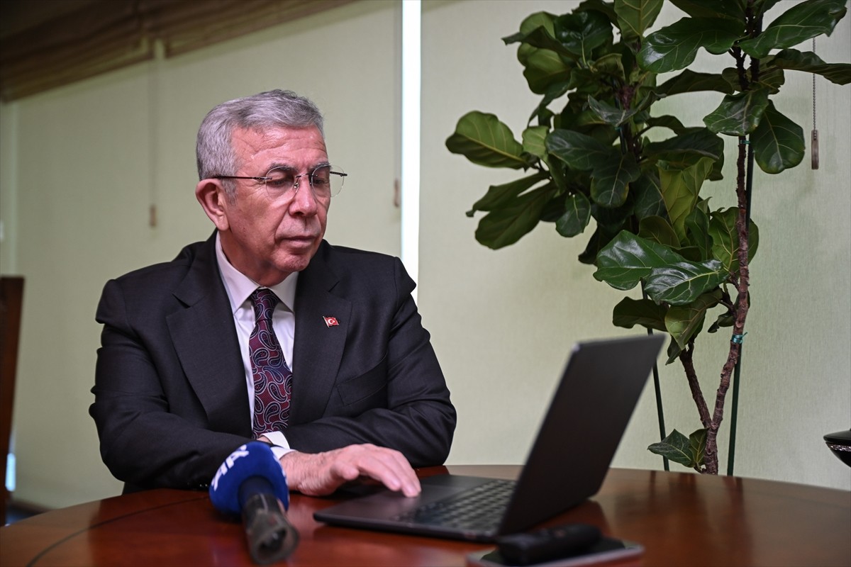 Ankara Büyükşehir Belediye (ABB) Başkanı Mansur Yavaş, Anadolu Ajansının (AA) gözünden 2024'e...