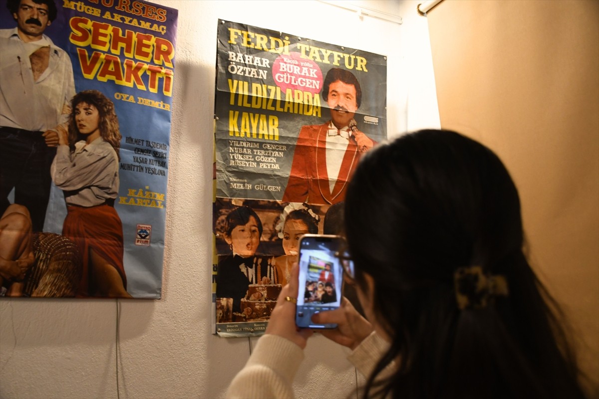 Antalya'da tedavi gördüğü hastanede vefat eden 79 yaşındaki sanatçı Ferdi Tayfur'un baba ocağı...