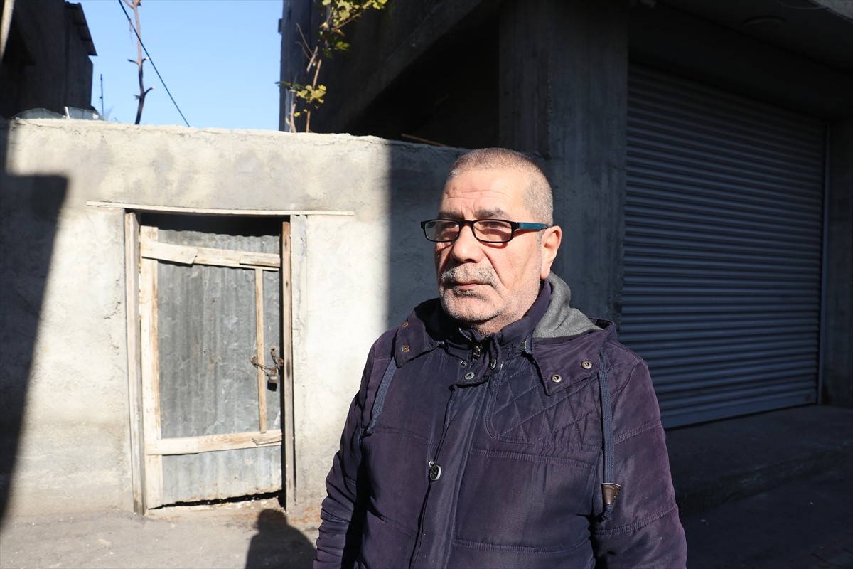 Antalya'da tedavi gördüğü hastanede vefat eden 79 yaşındaki sanatçı Ferdi Tayfur'un çocuk ve...