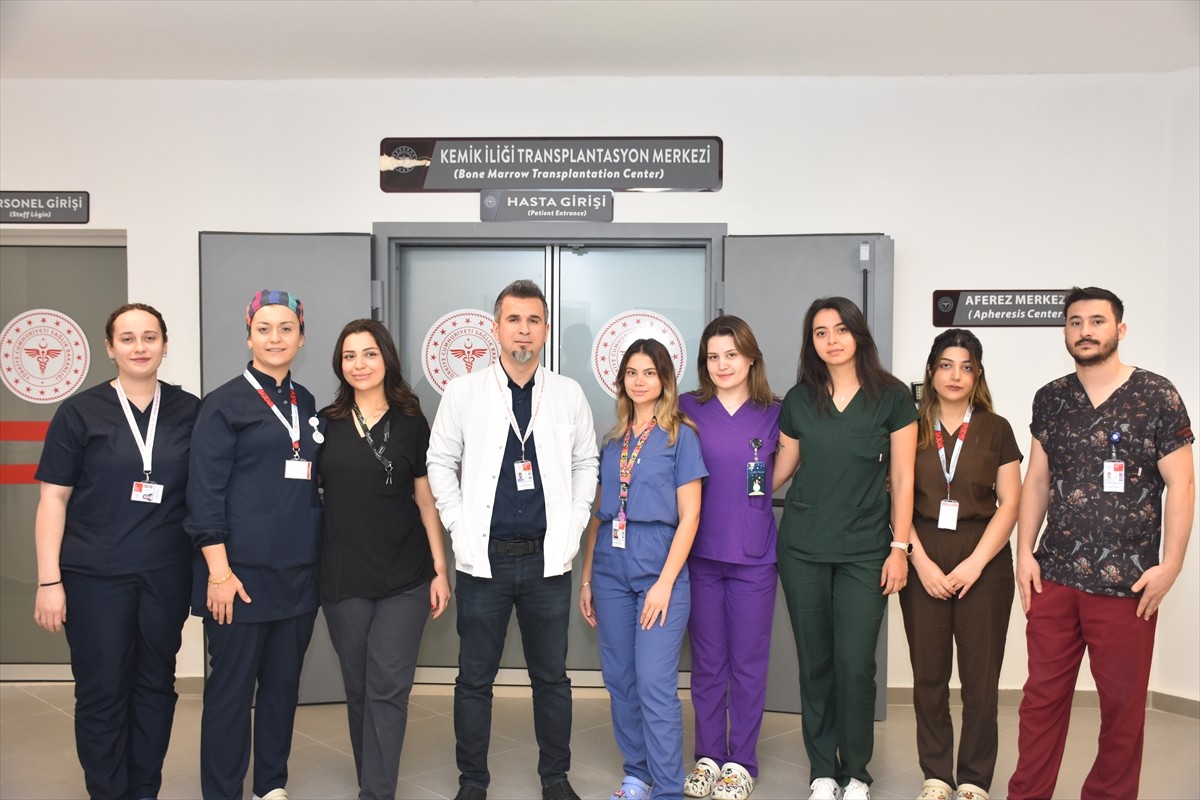 Antalya Şehir Hastanesinde kan hastalıkları tedavisine yönelik kurulan 10 yataklı "Kemik İliği...