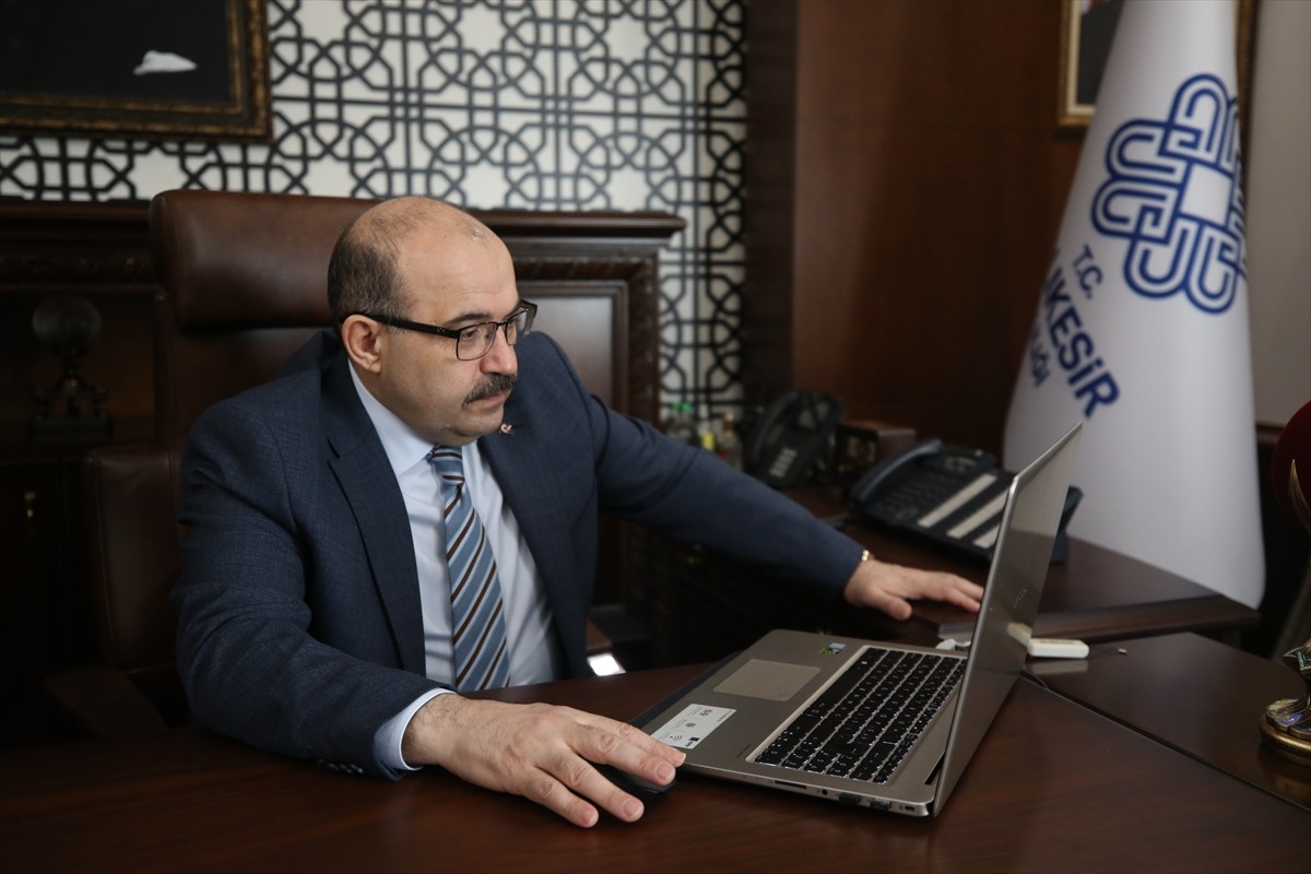 Balıkesir Valisi İsmail Ustaoğlu, Anadolu Ajansının (AA) gözünden 2024'e damga vuran olaylara ve...