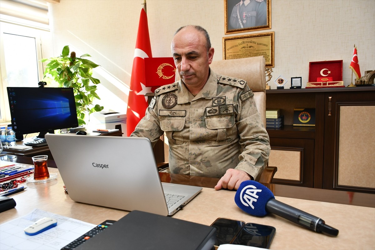 Batman İl Jandarma Komutanı Kıdemli Albay Cafer Öz, Anadolu Ajansının (AA) gözünden 2024'e damga...