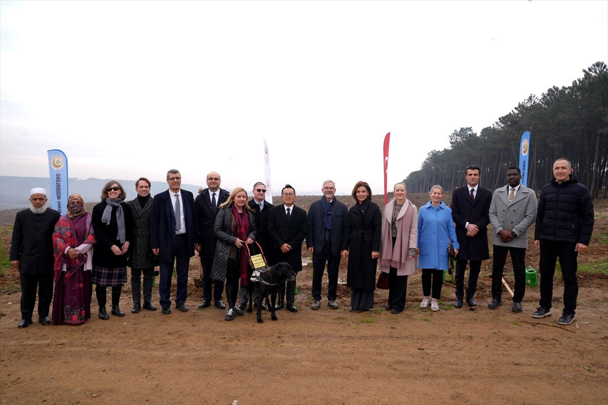 Bizim Dünyamız Vakfı tarafından İstanbul Başkonsoloslar Birliği işbirliğinde ve Orman Bölge...