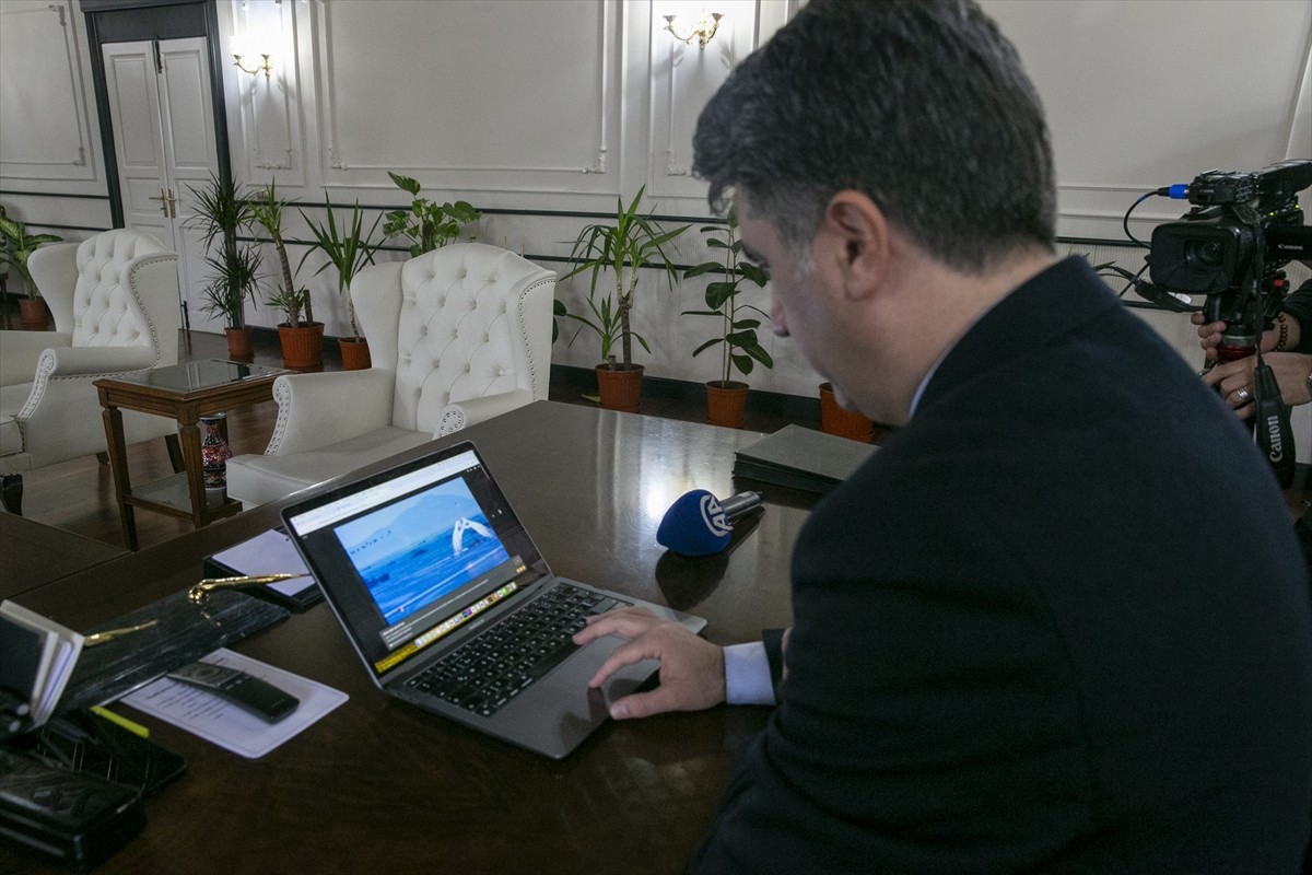 Bolu Valisi Abdulaziz Aydın, Anadolu Ajansının (AA) gözünden 2024'e damga vuran olaylara ait ve...