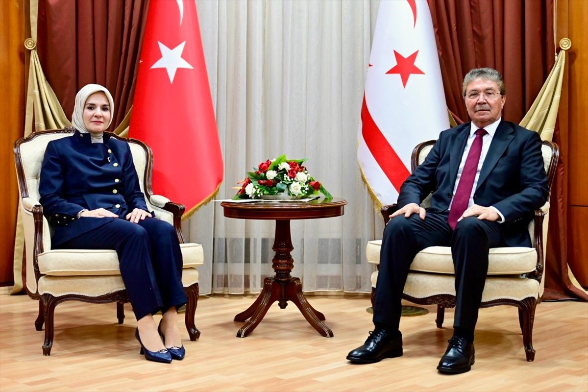 Çeşitli temaslarda bulunmak üzere Kuzey Kıbrıs Türk Cumhuriyeti'nin (KKTC) başkenti Lefkoşa'ya...