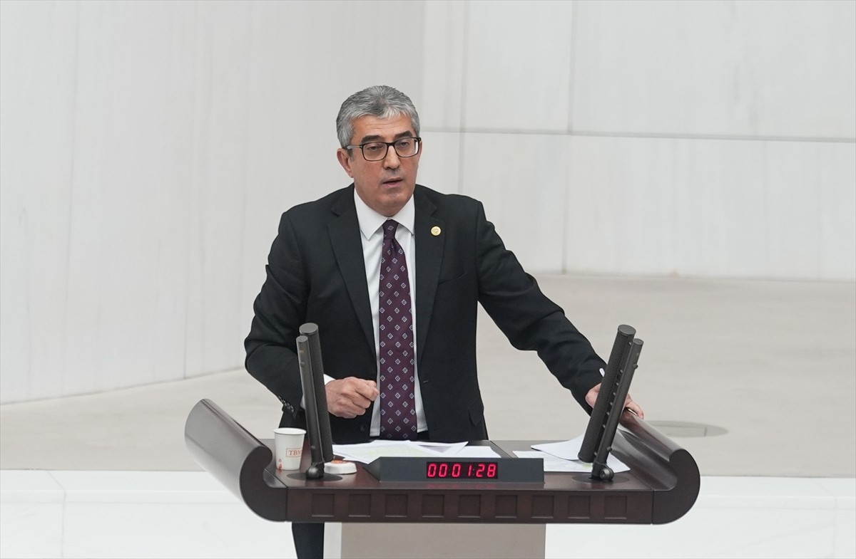 CHP Grup Başkanvekili Gökhan Günaydın, TBMM Genel Kurul çalışmalarına katılarak konuşma...