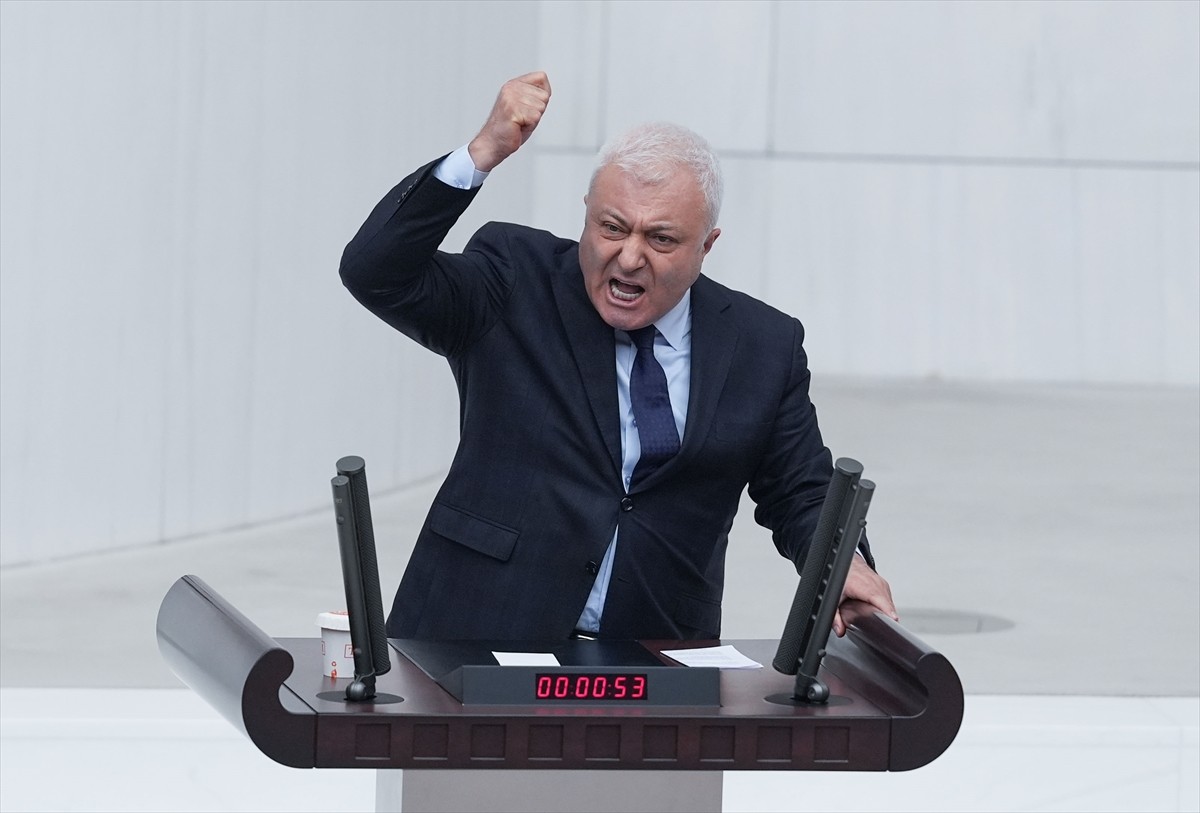 CHP İzmir Milletvekili Tuncay Özkan, TBMM Genel Kurul çalışmalarına katılarak konuşma...