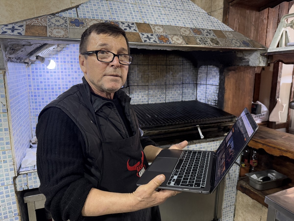 Coğrafi işaretli Tekirdağ köftesinin ustaları, Anadolu Ajansının (AA) gözünden 2024'e damga vuran...