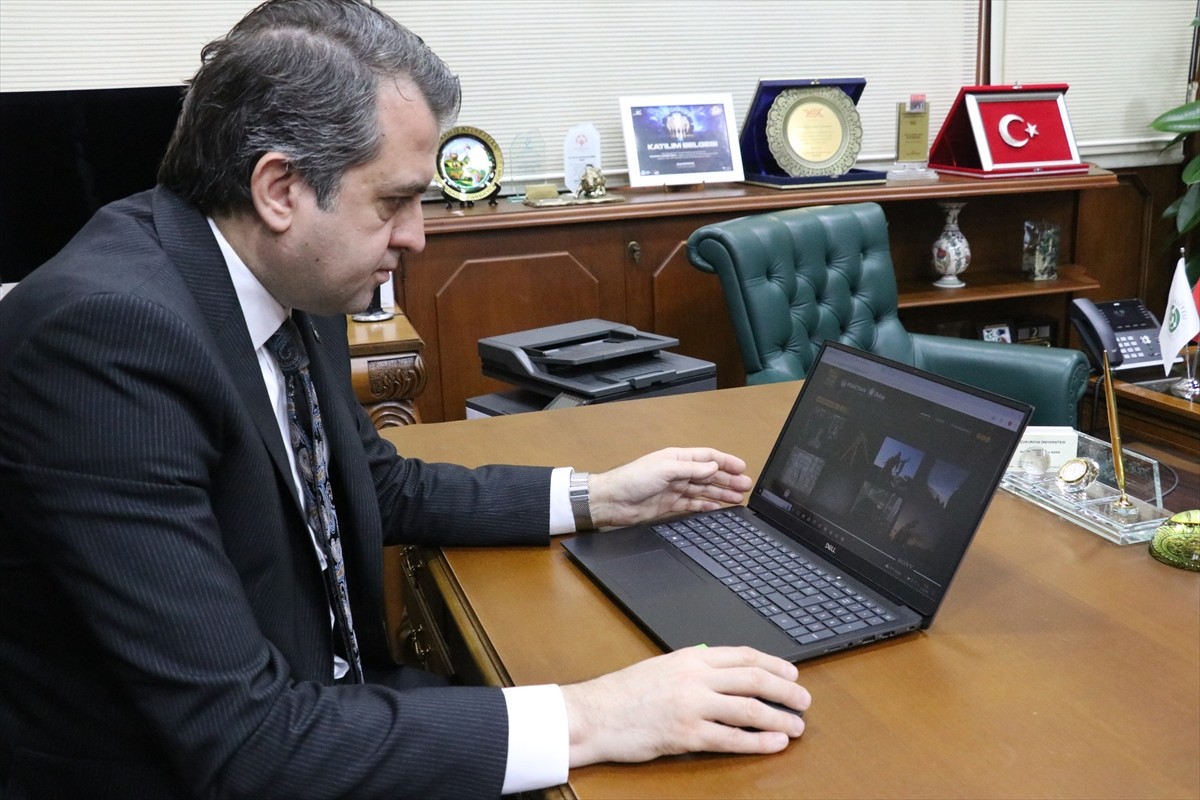 Çukurova Üniversitesi (ÇÜ) Rektörü Prof. Dr. Hamit Emrah Beriş, Ajansının (AA) gözünden 2024'e...