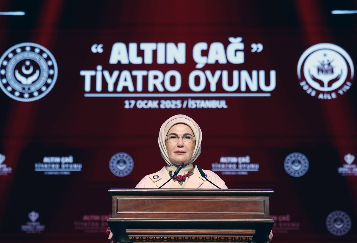 Cumhurbaşkanı Recep Tayyip Erdoğan'ın eşi Emine Erdoğan, Aile ve Sosyal Hizmetler Bakanlığı...