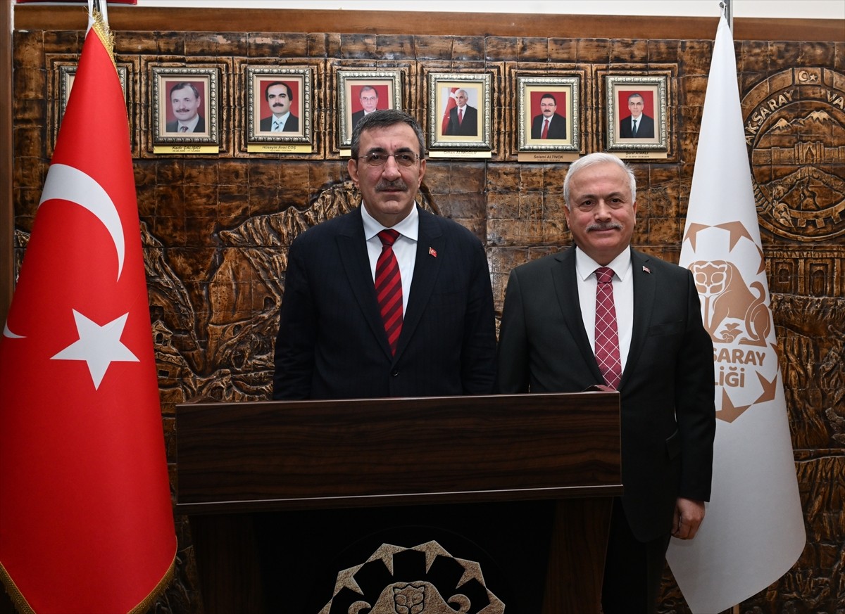 Cumhurbaşkanı Yardımcısı Cevdet Yılmaz, Aksaray Valiliği ziyaret etti, Vali Mehmet Ali...
