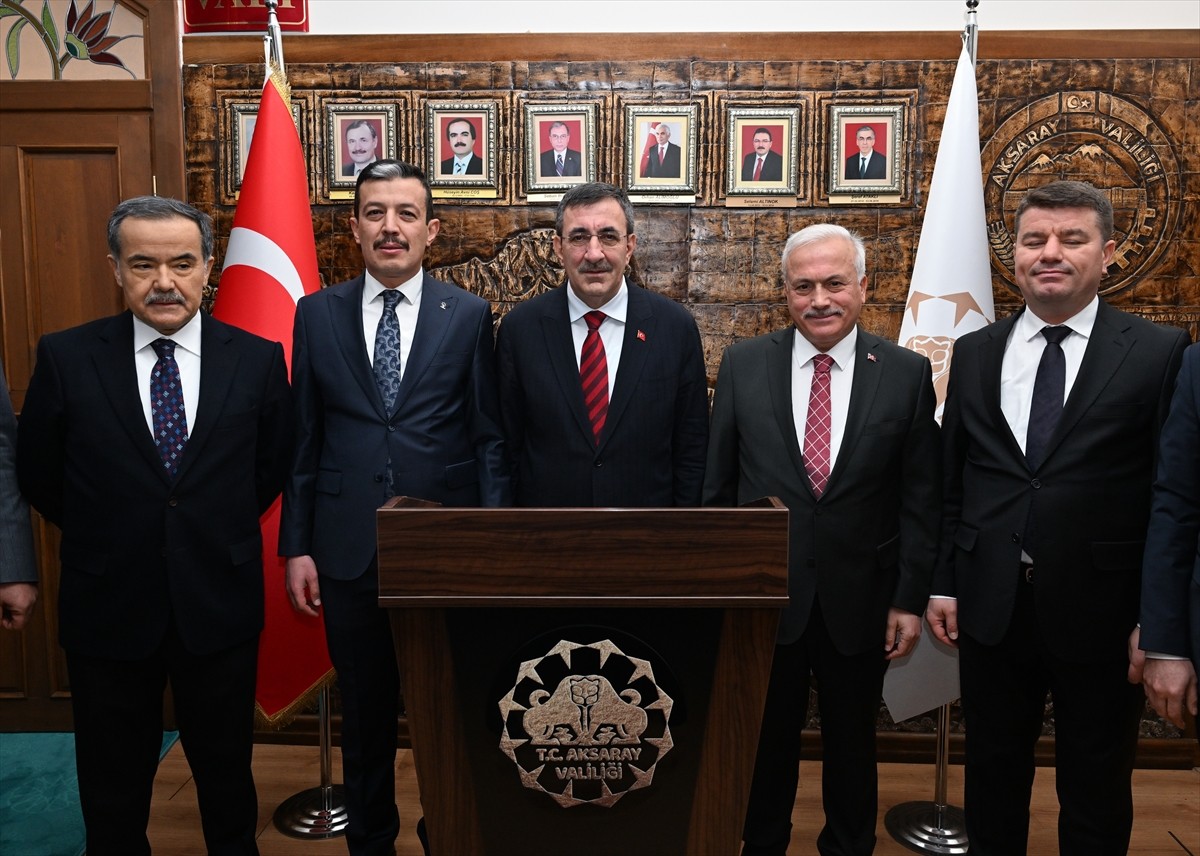 Cumhurbaşkanı Yardımcısı Cevdet Yılmaz, Aksaray Valiliği ziyaret etti, Vali Mehmet Ali...