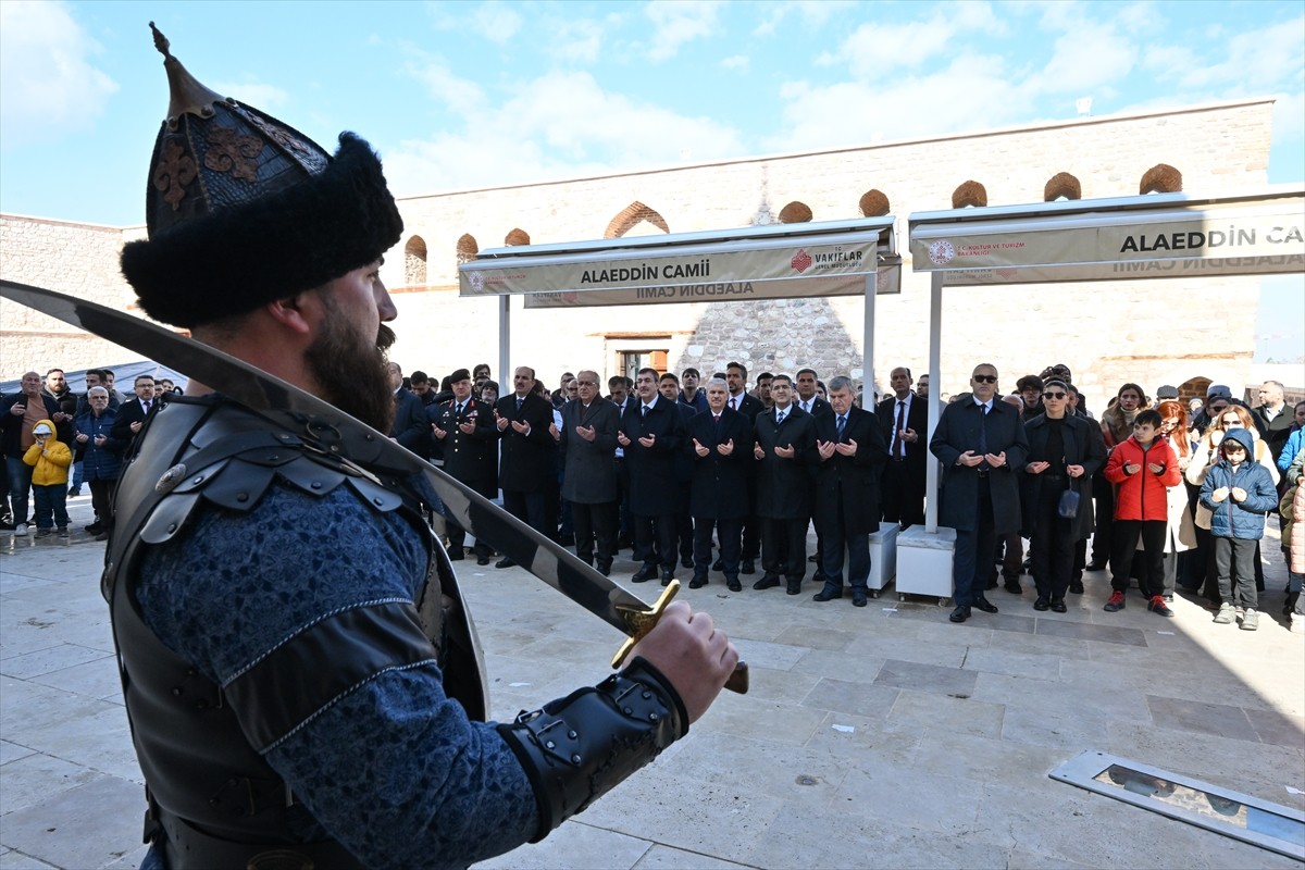 Cumhurbaşkanı yardımcısı Cevdet Yılmaz, KOP Eylem Planı Bilgilendirme ve İstişare Toplantısı ile...