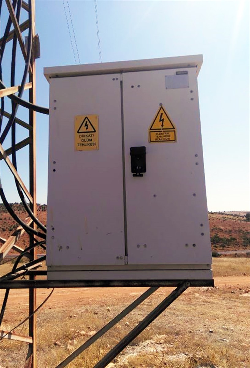 Dicle Elektrik, geçen yıl elektrik dağıtım bölgelerindeki 16 bin 54 elektrik panosunun kapı ve...