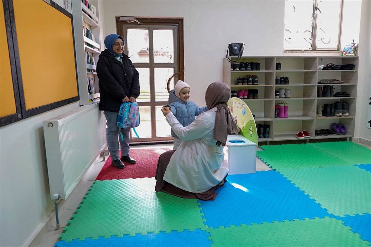 Diyanet İşleri Başkanı Ali Erbaş, sosyal medya hesabından, Erzincan İl Müftülüğüne bağlı 4-6 yaş...