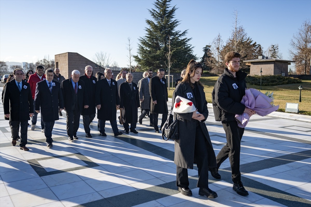 DSP'nin Kurucu Genel Başkanı, eski başbakanlardan merhum Bülent Ecevit'in hayat arkadaşı Rahşan...