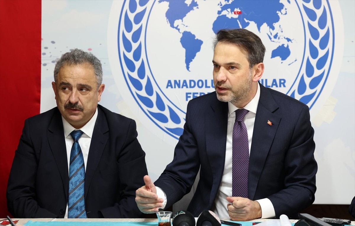 Enerji ve Tabii Kaynaklar Bakanı Alparslan Bayraktar, Anadolu Yayıncılar Federasyonu tarafından...