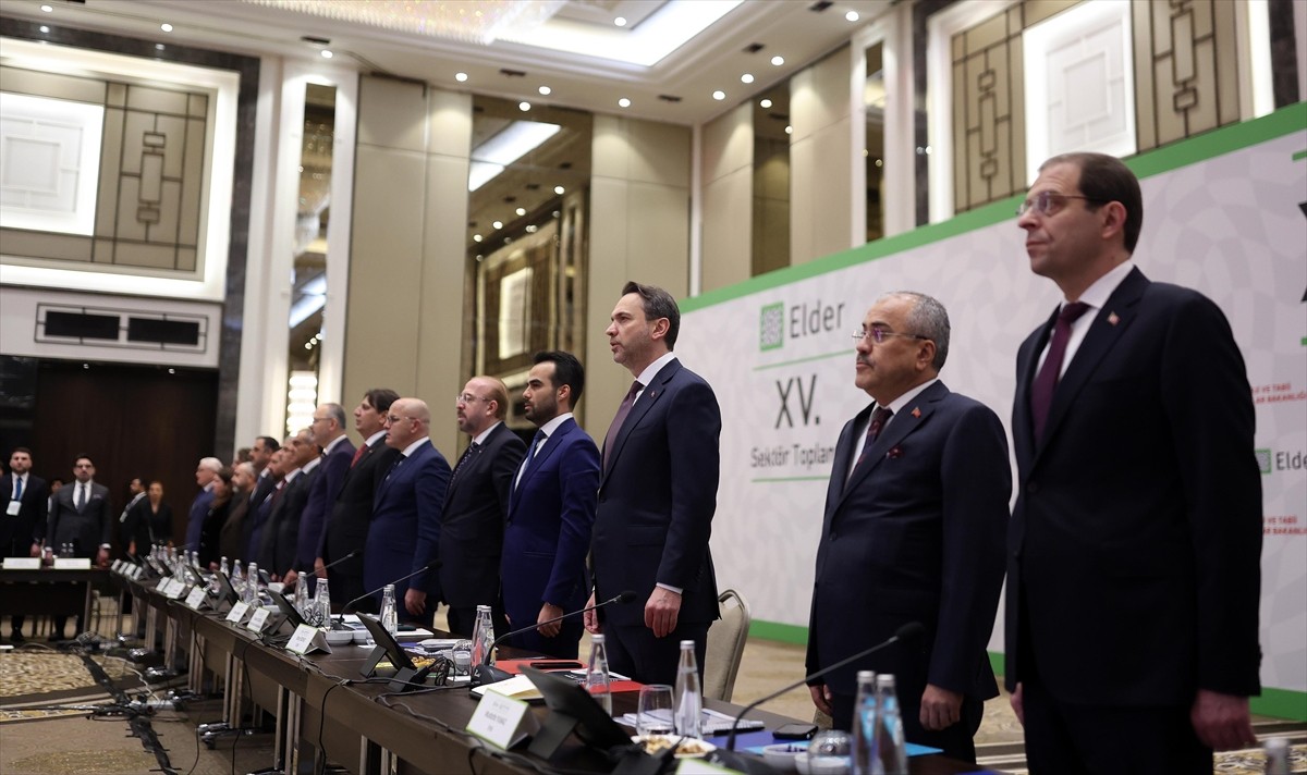 Enerji ve Tabii Kaynaklar Bakanı Alparslan Bayraktar, Elektrik Dağıtım Hizmetleri Derneği (Elder)...