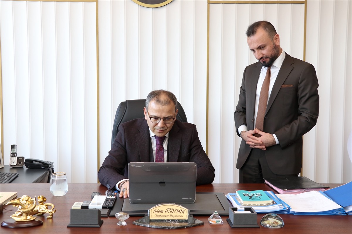 Erzurum Cumhuriyet Başsavcısı Adem Aydemir, Anadolu Ajansının (AA) gözünden 2024'e damga vuran...