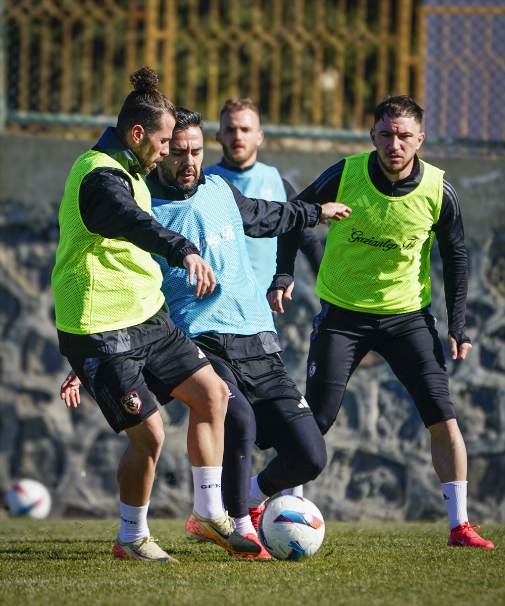 Gaziantep FK, Trendyol Süper Lig'in 21. haftasında 24 Ocak Cuma günü deplasmanda Reeder Samsunspor...