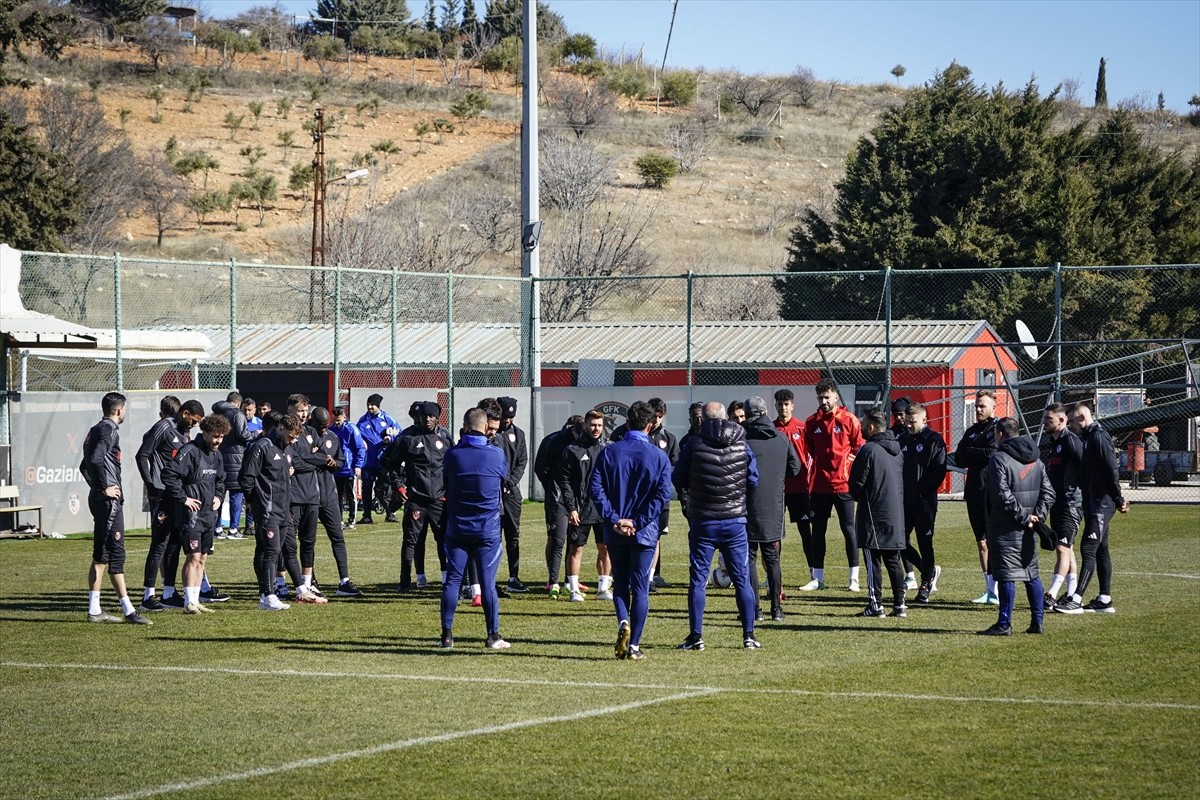 Gaziantep FK, Trendyol Süper Lig'in 21. haftasında 24 Ocak Cuma günü deplasmanda Reeder Samsunspor...