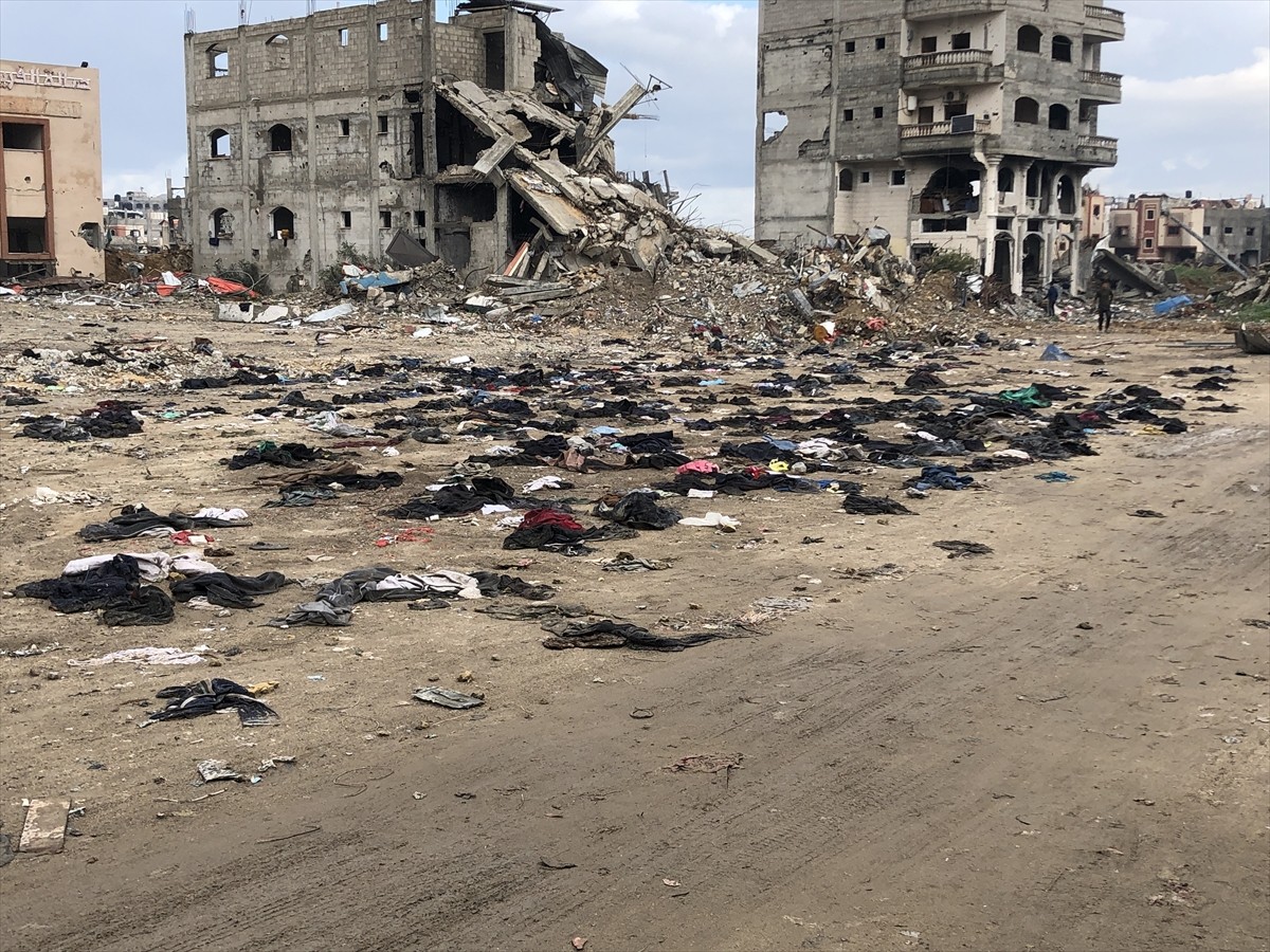 Gazze Şeridi’nin kuzeyinde yer alan Meşru Beyt Lahiya bölgesinde İsrail'in alıkoyduğu ve zorla...