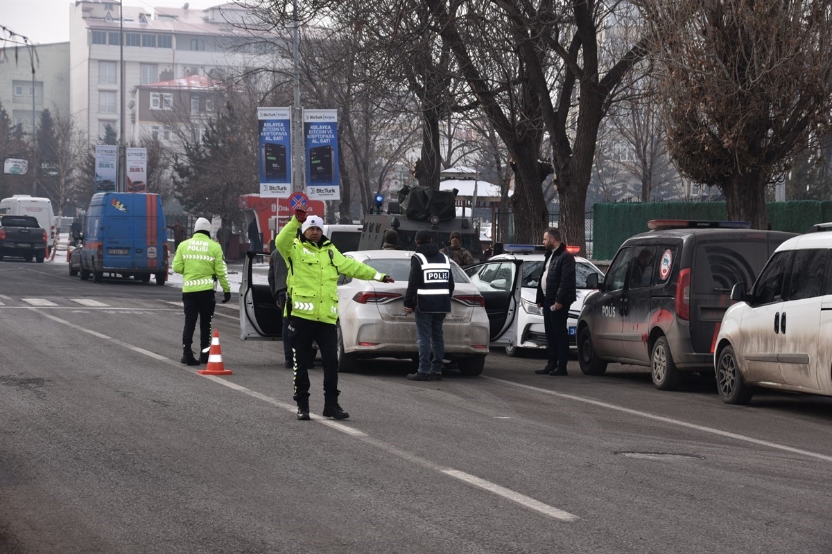 Genel asayişin ve kamu düzeninin devamının sağlanması, güvenlik güçlerinin varlığını vatandaşa...