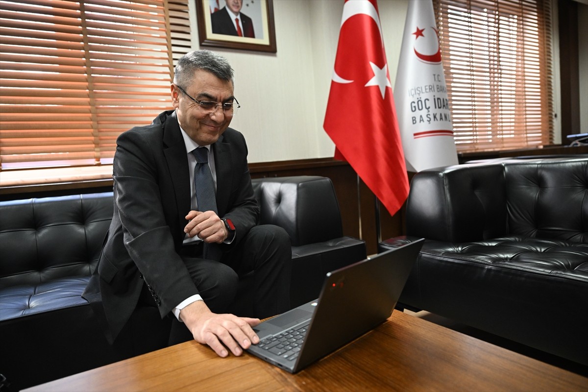 Göç İdaresi Başkanı Atilla Toros, Anadolu Ajansının (AA) düzenlediği "Yılın Kareleri" oylamasına...