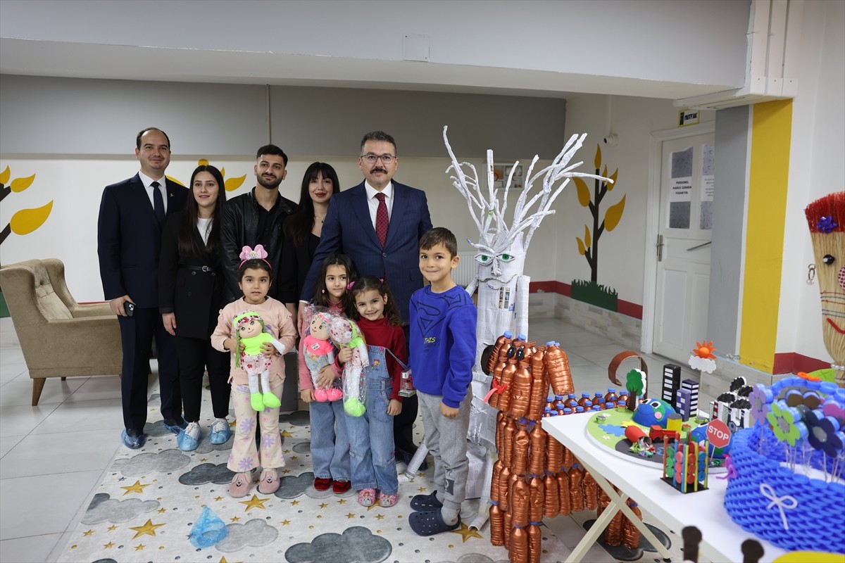 Iğdır Üniversitesi ve İl Milli Eğitim Müdürlüğünün çalışmasıyla geri dönüşüm bilincinin...