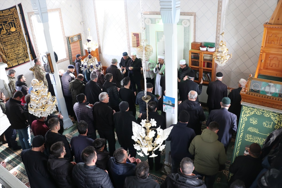 Isparta'da 9 Aralık 2024'te askeri helikopterin düşmesi sonucu şehit olan Astsubay Çavuş Taha...