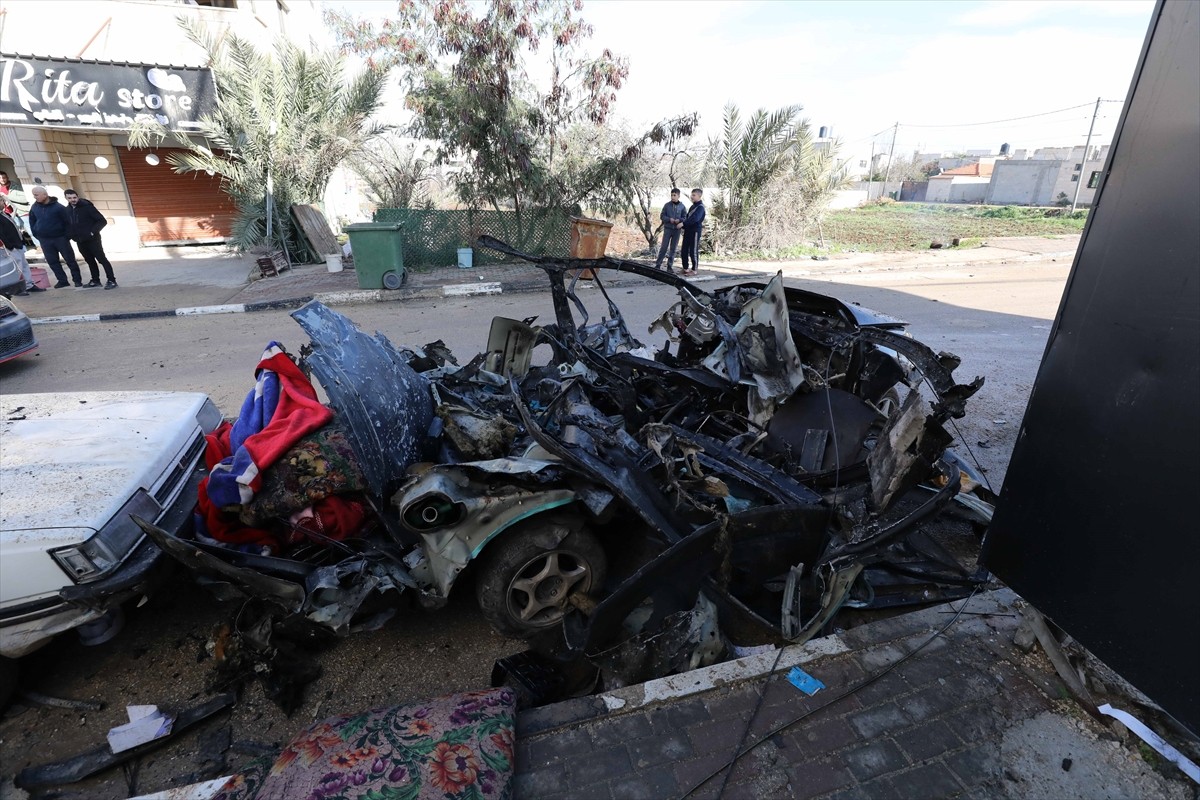 İsrail'in işgal altındaki Batı Şeria'nın Cenin kentinin güneyindeki Kabatiye kasabasında dün gece...