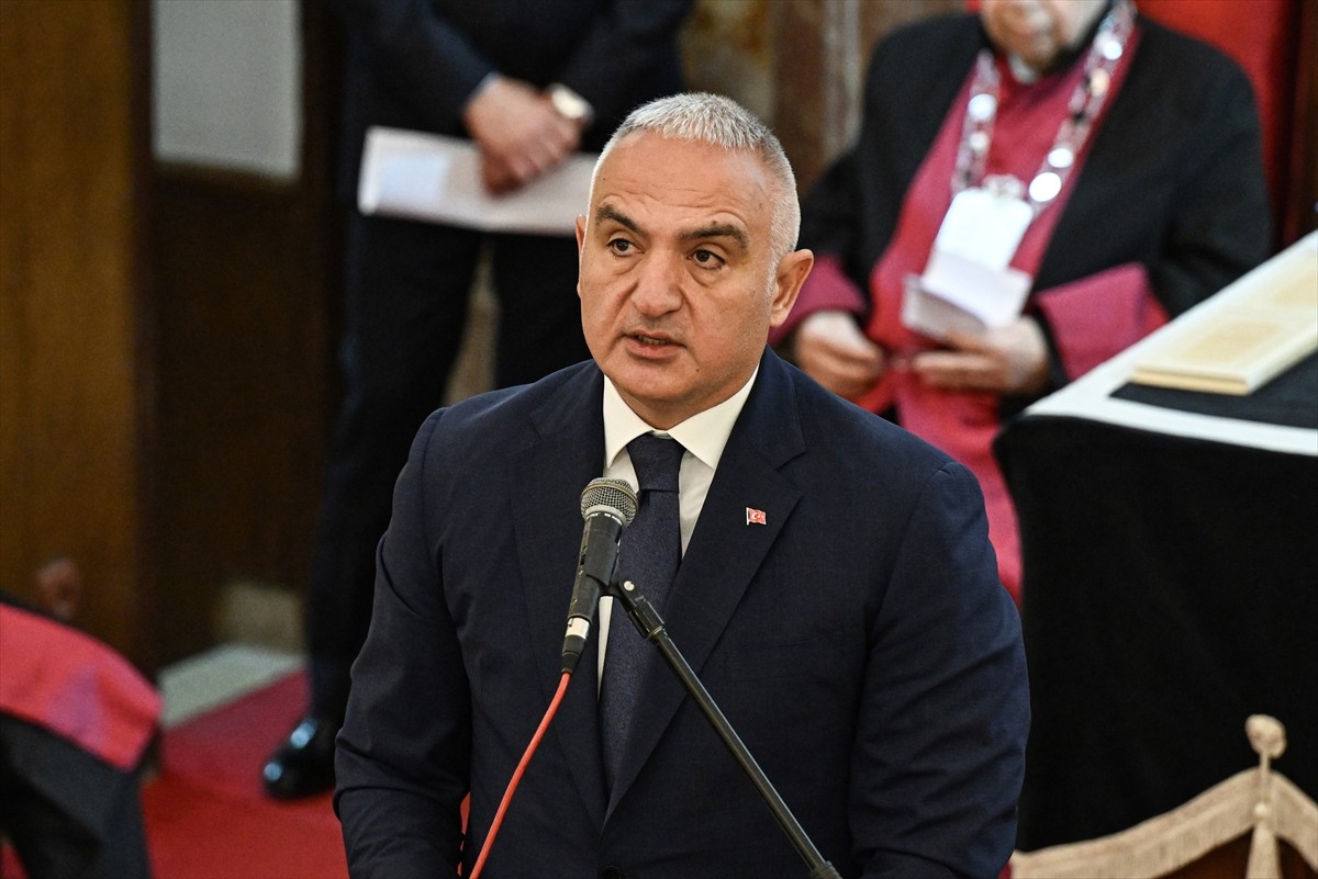 İstanbul'da 85 yaşında hayatını kaybeden Türkiye Musevileri Hahambaşı İsak Haleva için Neve Şalom...