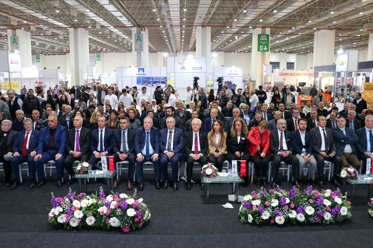 İzmir'de, Fuar İzmir'de düzenlenen 6. Uluslararası Otel, Restaurant, Kafe, Fırın, Çamaşırhane...