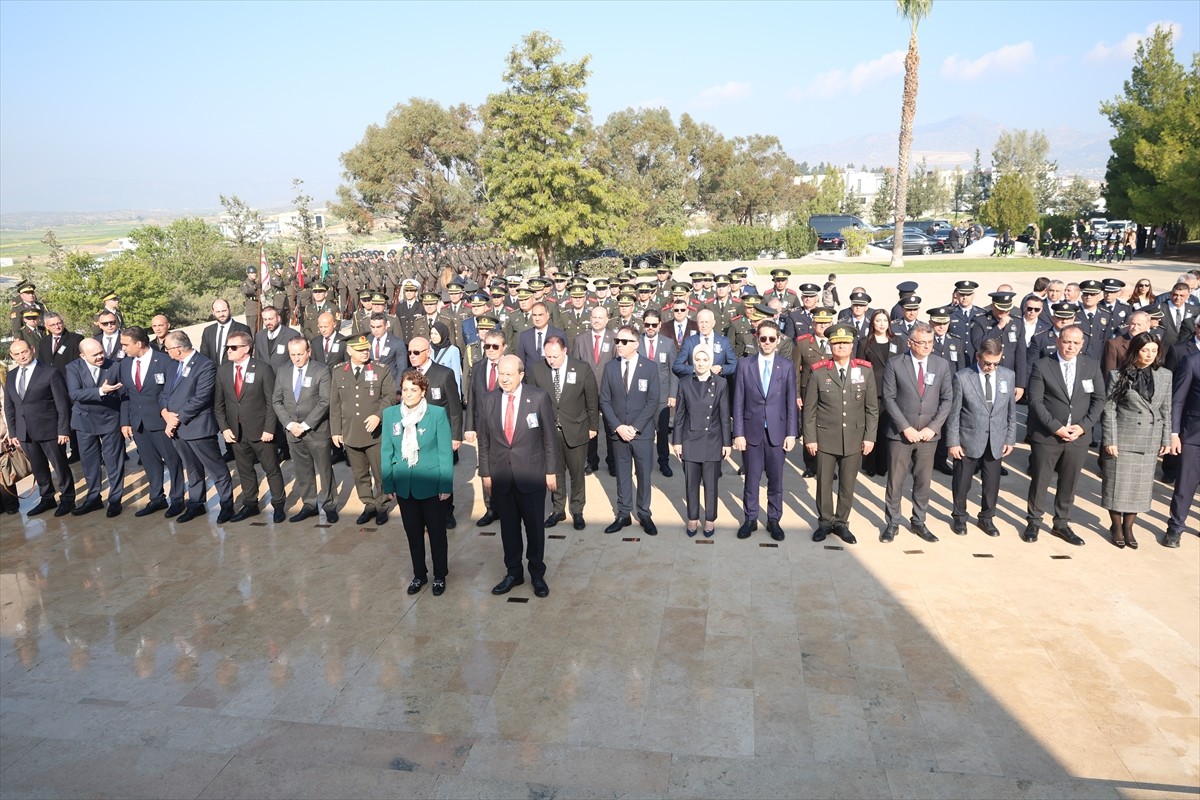 Kıbrıs Türk halkının özgürlük mücadelesi lideri Dr. Fazıl Küçük, 41'inci ölüm yıl dönümünde mezarı...