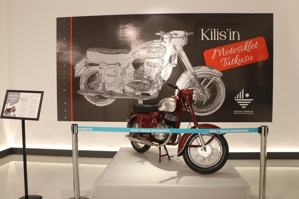 Kilis'te klasik motosikletlerin sergilendiği motosiklet tarih evi açıldı. Kilis 7 Aralık...